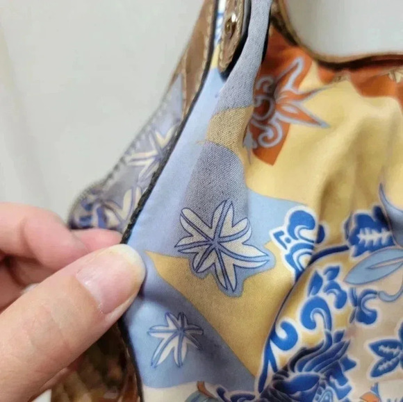 Kathy Van Zeeland Vintage Y2K Sateen Printed Purse - Picture 7 of 7